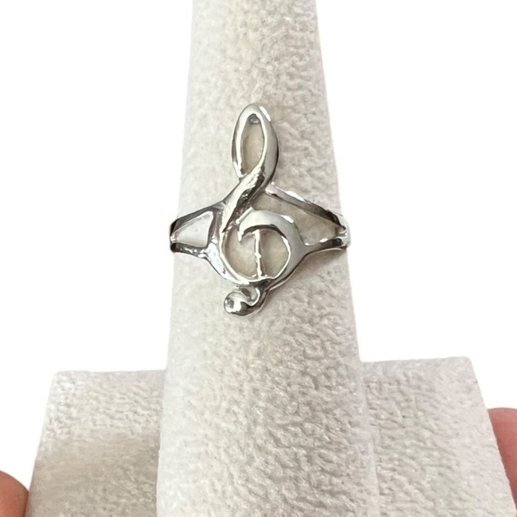 Silver Tone Dainty Treble Clef Music Thin Band Ring - Picture 1 of 11